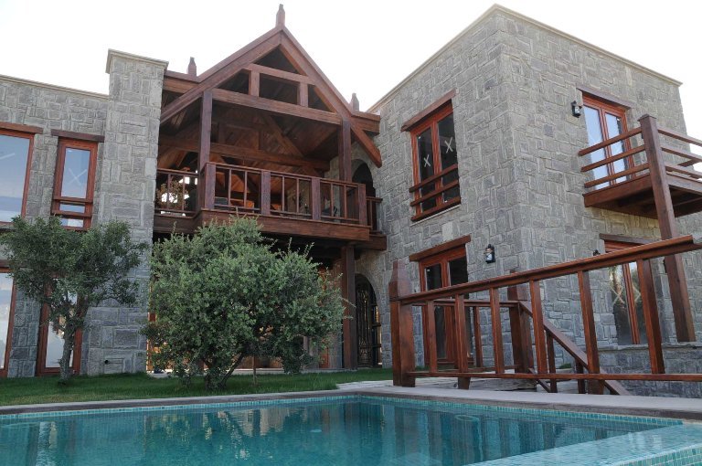 2076 01 Luxury Property Turkey villas for sale Bodrum Gumusluk