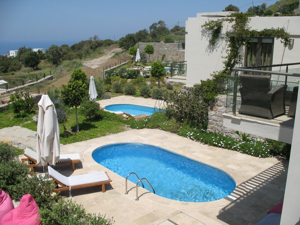 private pool and sea views