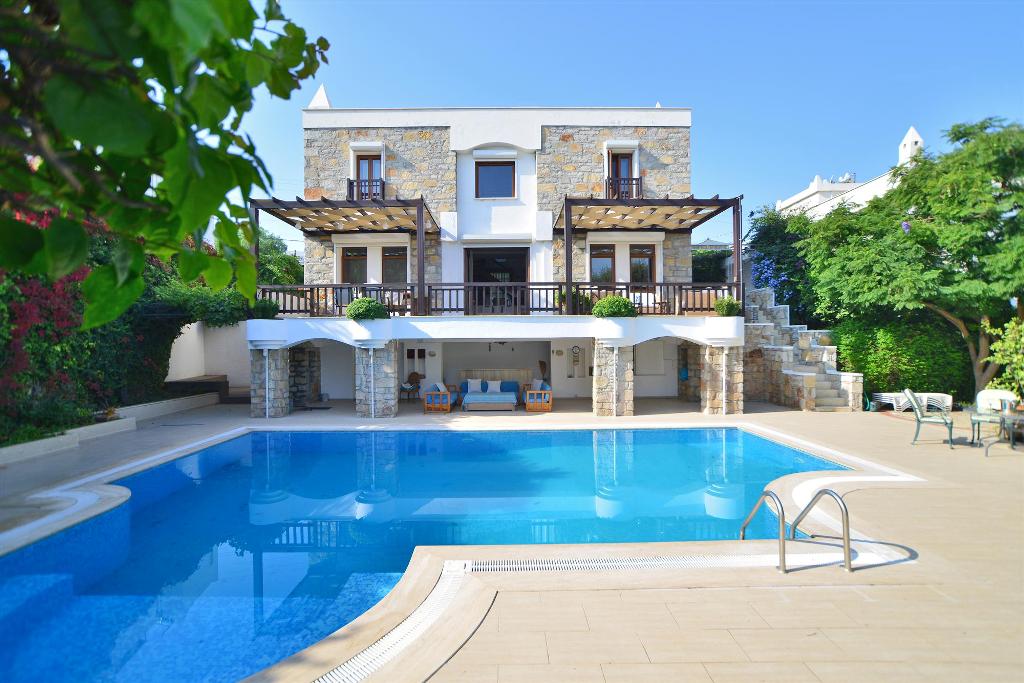 2033 01 Luxury Property Turkey Bodrum villa for sale